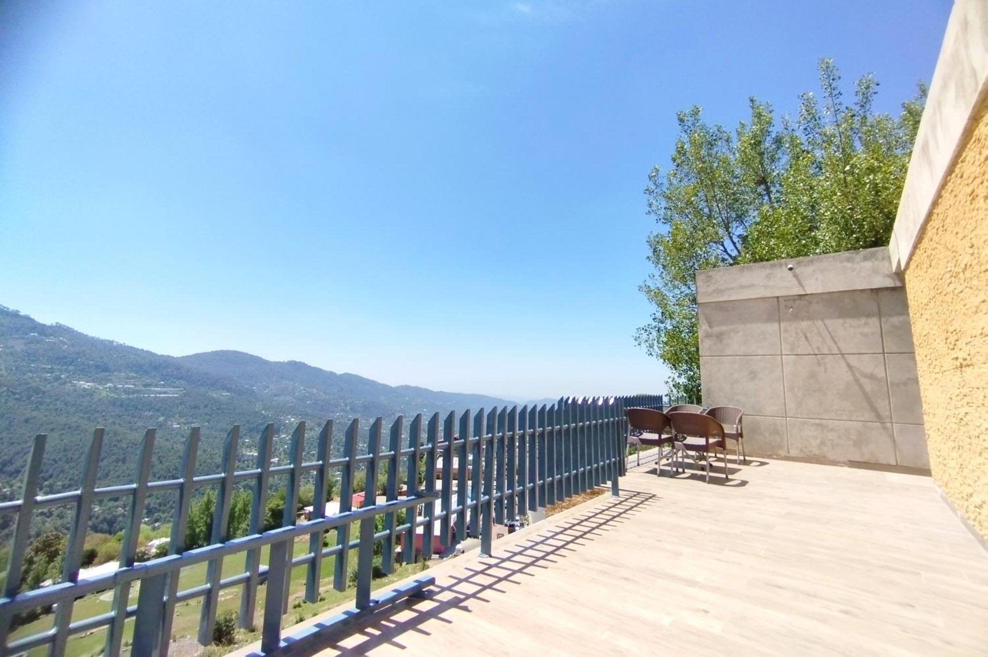 Midway Apartment Murree Exterior photo